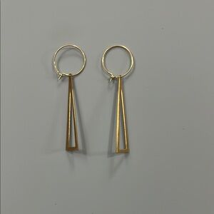 Elegant Gold Geometric Earrings